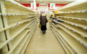 Crise économique - Rayons vides dans les supermarchés