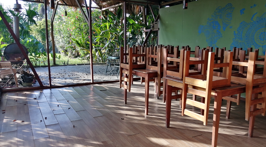 Costa Rica - Carabes - Auberge de jeunesse - La salle  manger - Vue 2