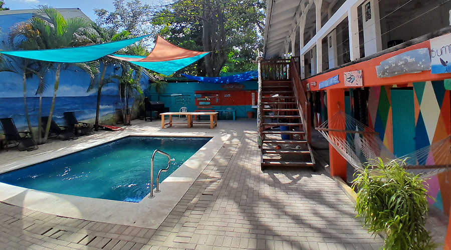 Costa Rica - Guanacaste - Hotel prs de la plage - Naranjo Hotel - La piscine 1