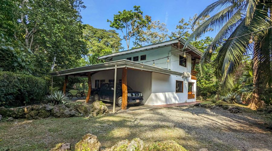 Costa Rica - Cahuita - Villa Almendro - Entre vers maison principale