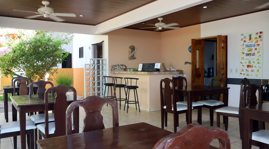 Costa Rica, Province Puntarenas, entre Quepos et Dominical, Hotel-Restaurant + 5 lodges - Restaurant 1