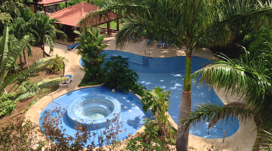 Résidence, Tamarindo, vue sur la piscine principale
