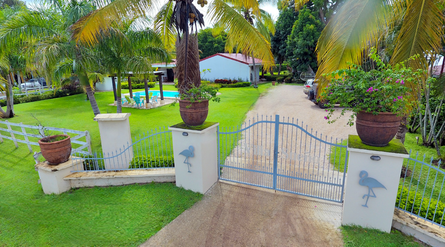 Costa Rica, Guanacaste, Playa Potrero - B&B (1+3) - Portail