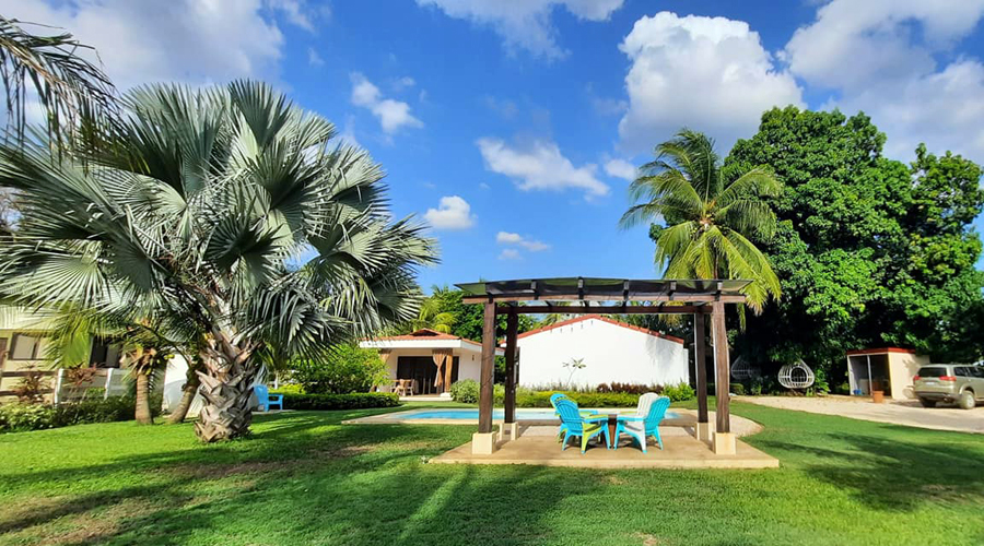 Costa Rica, Guanacaste, Playa Potrero - B&B (1+3) - Le jardin - Vue 3
