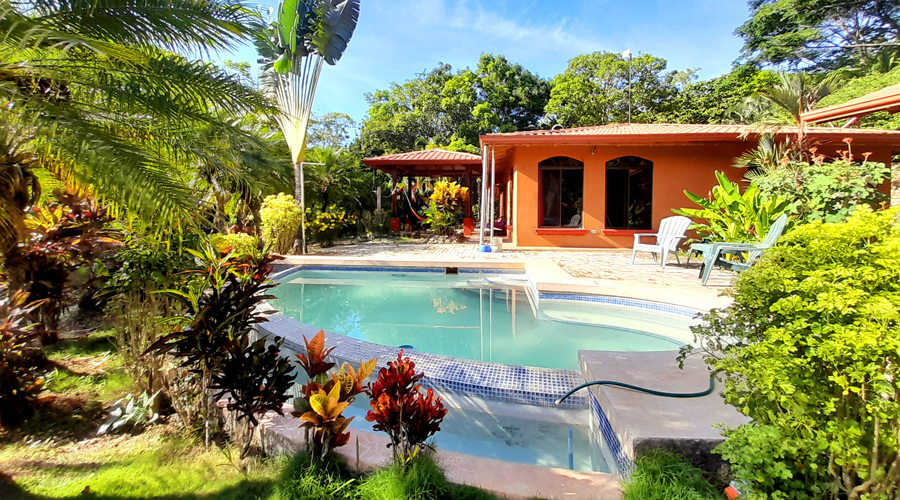 Costa Rica, Guanacaste, Nicoya, Samara, maison 2 CH, piscine - Maison et piscine - Vue 1