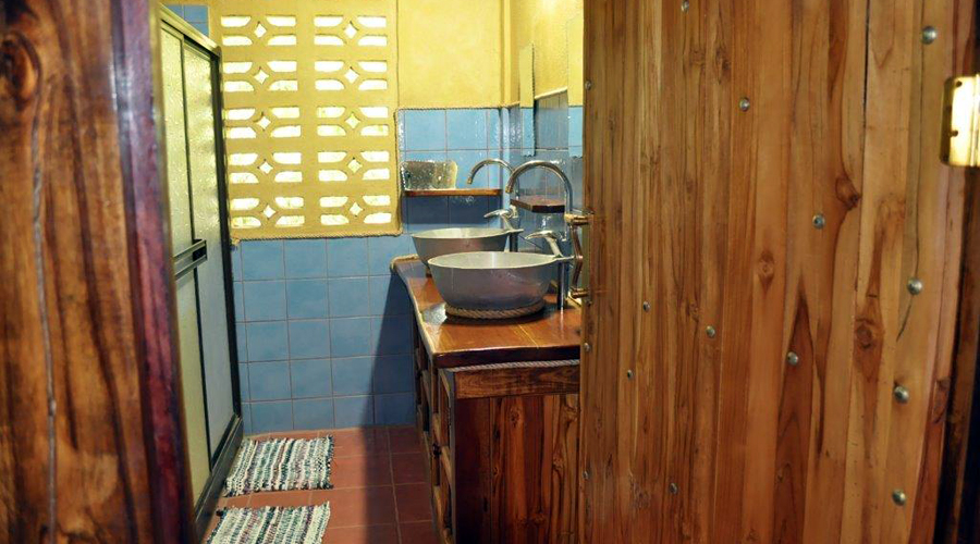 Costa Rica - Guanacaste - Proche Samara - Casa Madera - Une des 2 salles de bain