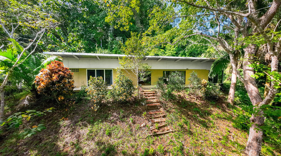 Costa Rica, Guanacaste, San Juanillo, Casa Privada - La maison vue de face - 2