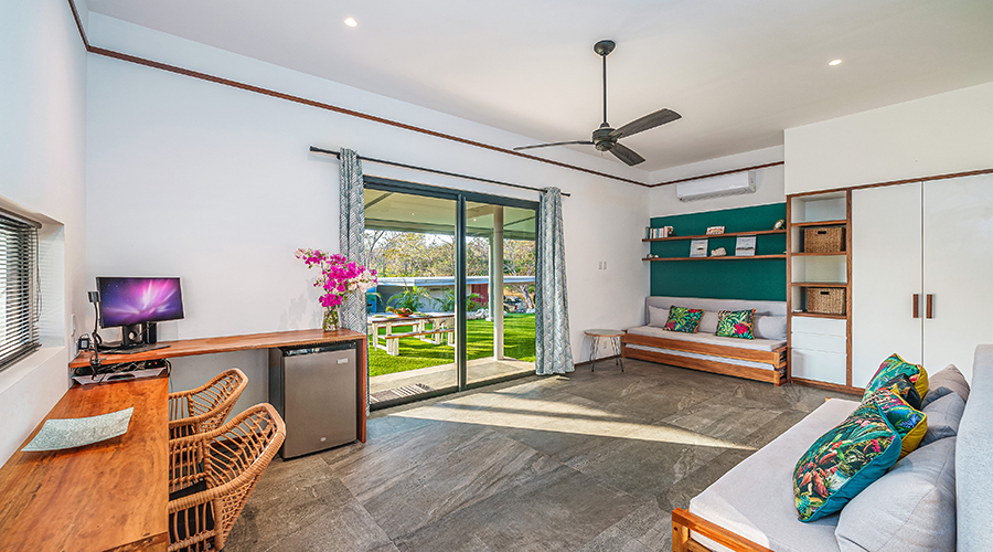 Costa Rica - Guanacaste - Playa Negra - Villa Rancho Coco - Int�rieur - Bureau - Vue 1