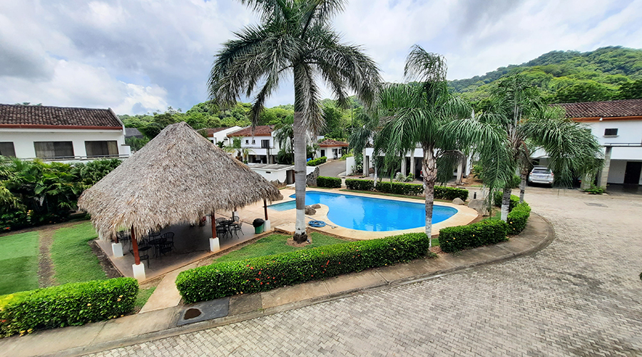 Costa Rica - Guanacaste - Tamarindo - Condo TAM ES - La piscine et le rancho du condominium