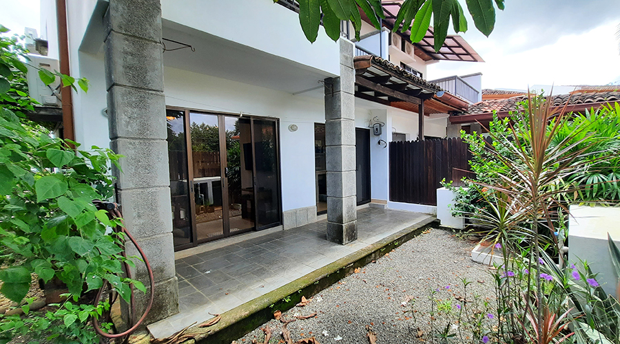Costa Rica - Guanacaste - Tamarindo - Condo TAM ES - Jardin arrire - vue 2