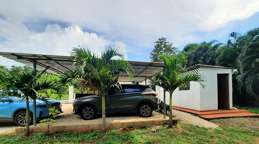 Costa Rica - Guanacaste - Tamarindo - Rancho Castillo - Carport - vue 2