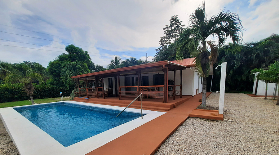 Costa Rica - Guanacaste - Tamarindo - Rancho Castillo - Piscine - vue 2