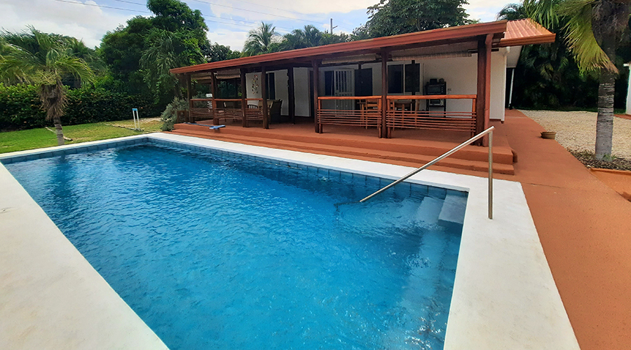 Costa Rica - Guanacaste - Tamarindo - Rancho Castillo - Piscine - vue 4