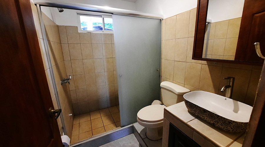 Costa Rica - Guanacaste - Tamarindo - Rancho Castillo - Salle de bain 1