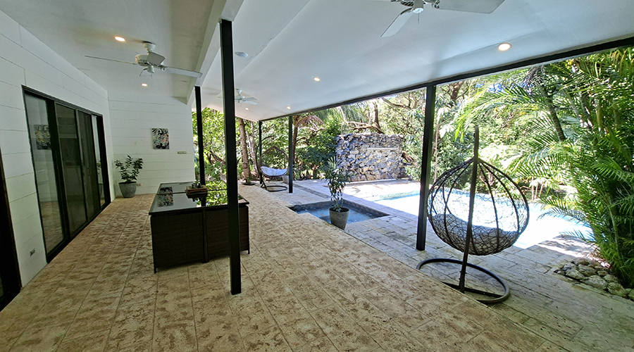 Costa Rica - Guanacaste - Tamarindo - Villa Panama - Ext�rieur - Piscine - Terrasse - Vue 3