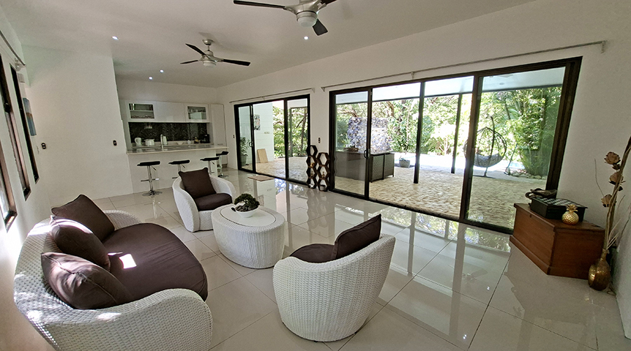 Costa Rica - Guanacaste - Tamarindo - Villa Panama - Int�rieur - S�jour - Vue 1