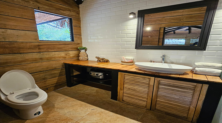Costa Rica - Tamarindo - Spa & Bien-tre - Intrieur - Salle De Massage - Salle de Bain - Vue 1