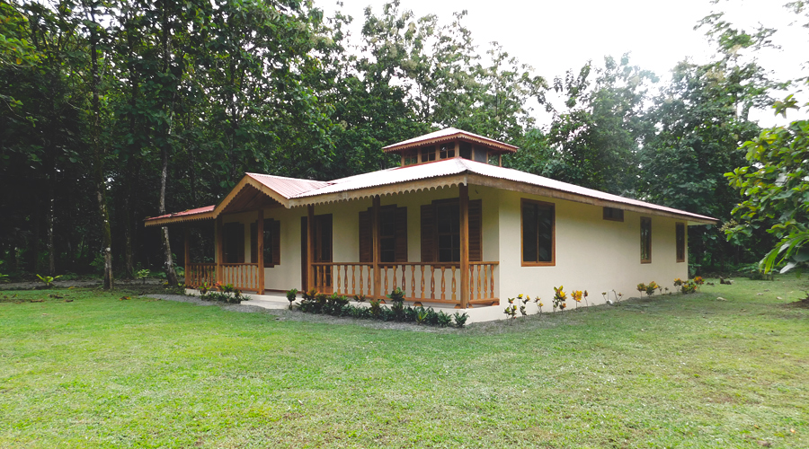 Costa Rica - Province de Limon, Cahuita - Casa Caribe - La façade droite