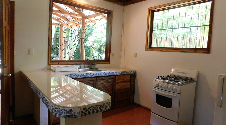 Costa Rica - Cahuita - Petite maison 1 chambre - La cuisine - Vue 1