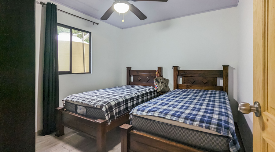 Costa Rica, Province de Limon, Cahuita, Casa Cenizaro - La chambre 1 - Vue 1
