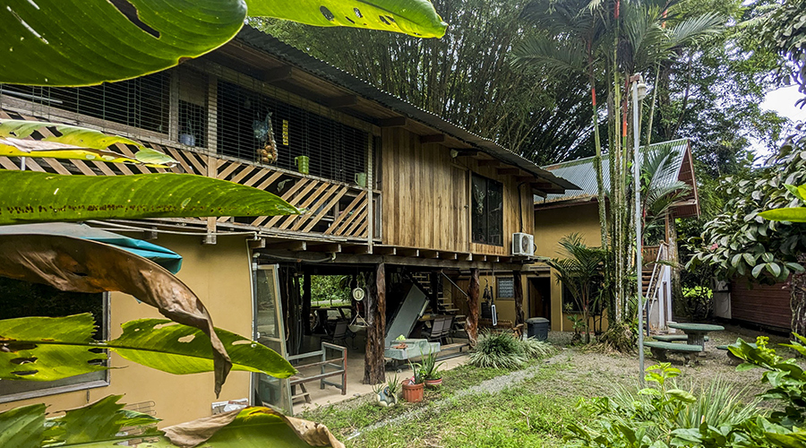 Costa Rica - Cahuita - Casa Bamb - Extrieur, ct ouest