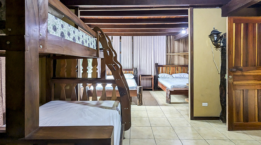 Costa Rica - Cahuita - Casa Bamb - Maison principale - RDC - Chambre - vue 2