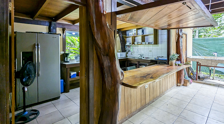 Costa Rica - Cahuita - Casa Bamb - Maison principale - RDC - Cuisine