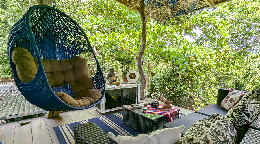 Costa Rica - Puerto Viejo - Ensemble locatif - Maison principale - Salon - vue 2