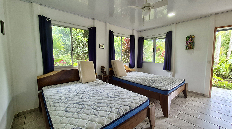 Costa Rica - Osa - Corcovado - Htel 1 maison et 3 cabinas - Cabina 1 - Chambre - vue 1