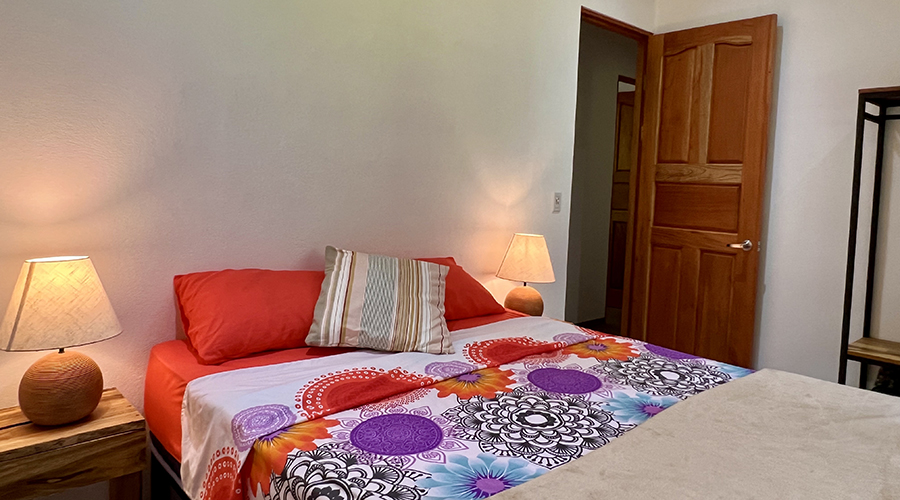Costa Rica - Osa - Bahia Ballena -Ojochal - Casa Ventanas 1 + 1 - Chambre 1 - vue 1