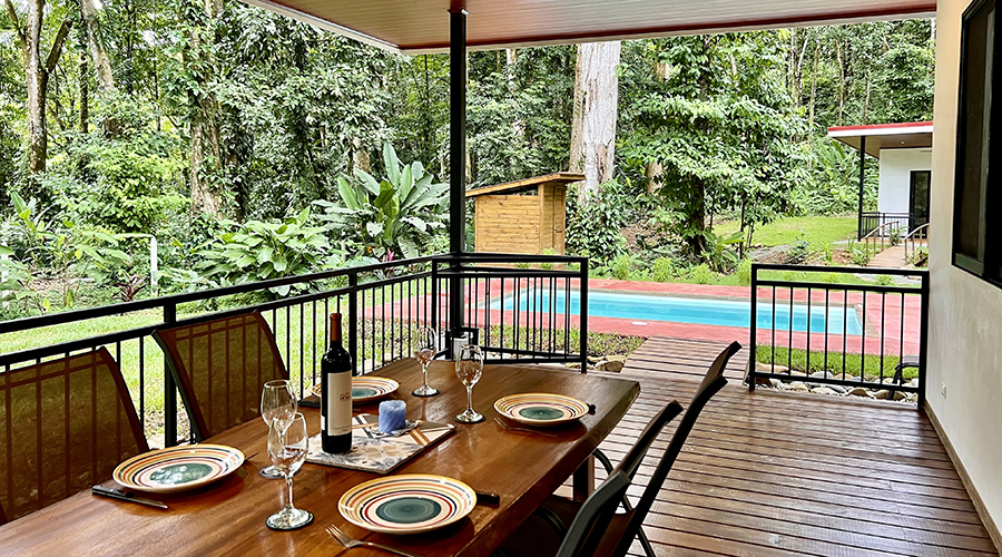 Costa Rica - Osa - Bahia Ballena -Ojochal - Casa Ventanas 1 + 1 - Terrasse - vue 1
