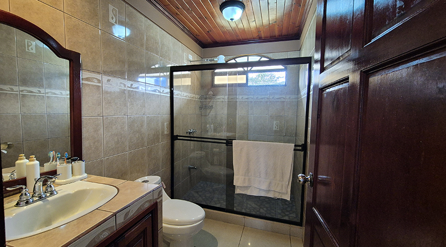 Costa Rica - San Vito de Coto Brus - Casa Orotina - Salle de bain 1