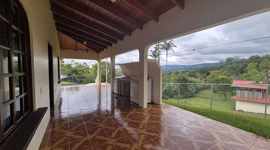 Costa Rica - Perez Zeledon - San Francisco - Casa Panorama - Terrasse arrire - Buanderie - vue 2
