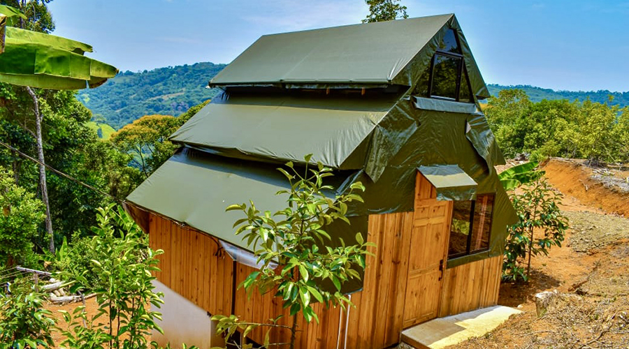 Costa Rica - Province de San Jos - Finca Platanillo 1 + 4 - Cabina 1 - Extrieur 3