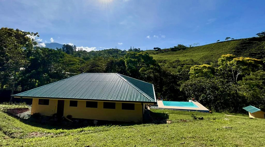 Costa Rica - San Isidro - San Ignacio - Ferme en Permaculture - Maison - vue 3
