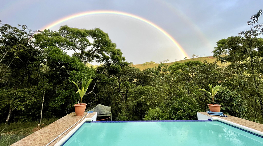 Costa Rica - San Isidro - San Ignacio - Ferme en Permaculture - Piscine - vue 2