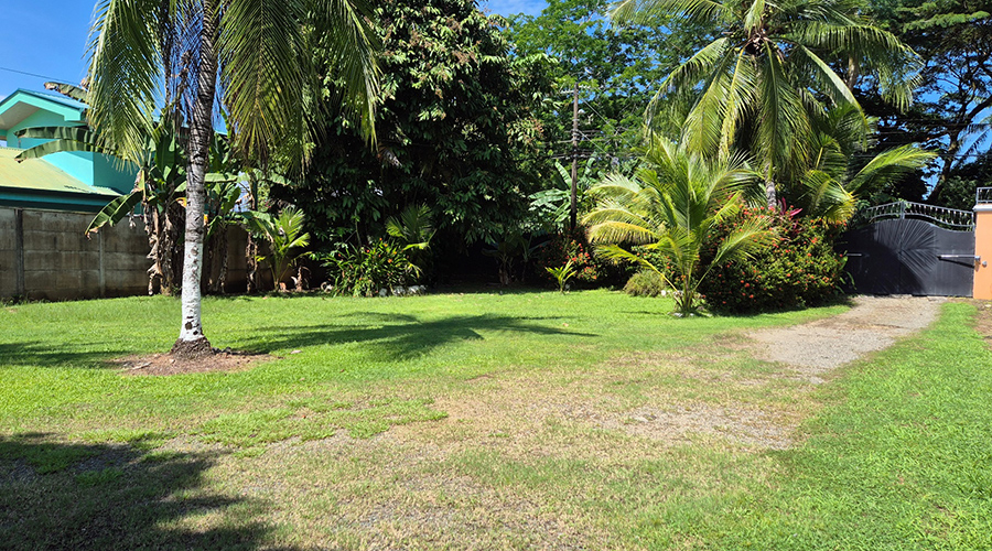 Costa Rica - Aguirre - Savegre - Matapalo - Casa de la Playa - Jardin - vue 3