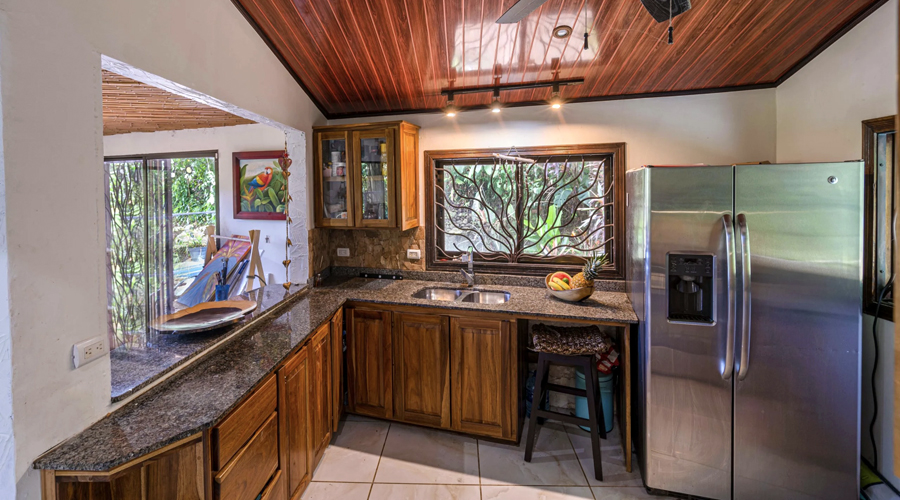 Costa Rica, Osa, Dominical - Casa del Artista - Etage - Cuisine 1