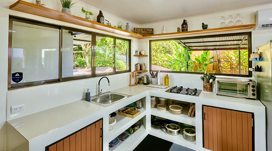 Costa Rica - Puntarenas - Hatillo - Villa Paraiso - Intrieur - Villa - Cuisine - Vue 1