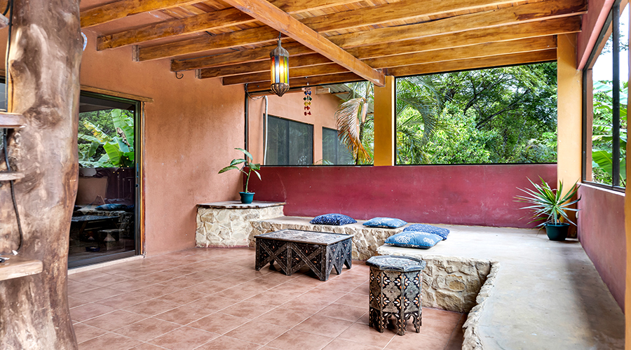 Costa Rica - Puntarenas - Las Delicias - Villa Boh�mia - Ext�rieur - Terrasse - Vue 2