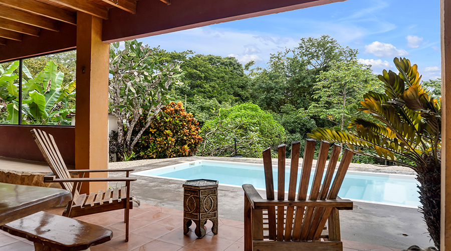 Costa Rica - Puntarenas - Las Delicias - Villa Boh�mia - Ext�rieur - Terrasse - Vue 1
