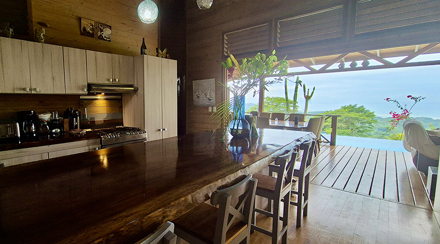 Costa Rica - Osa - Bahia Ballena - Ojochal - Casa Bella Vista - Cuisine - vue 1
