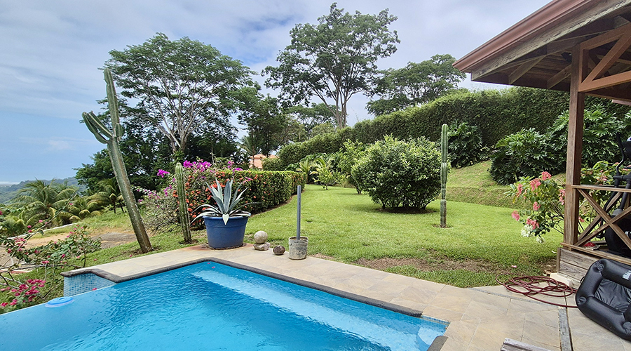 Costa Rica - Osa - Bahia Ballena - Ojochal - Casa Bella Vista - La Piscine - vue 2