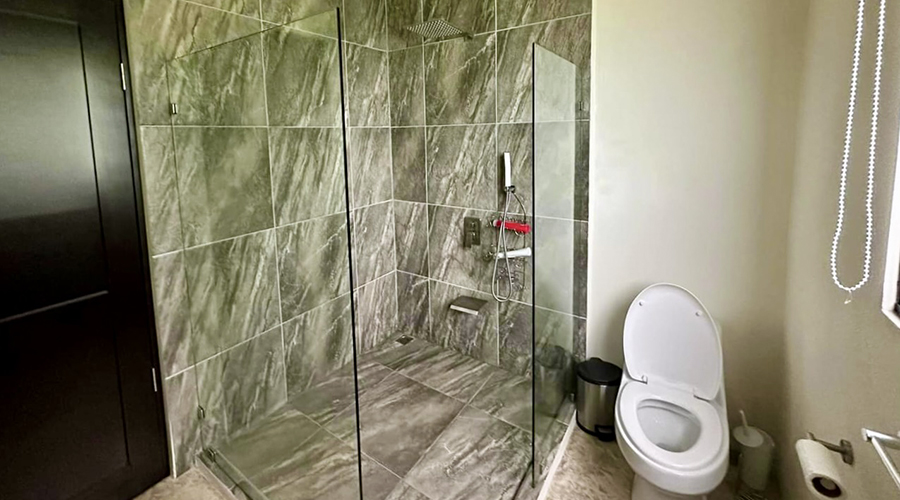 Costa Rica - Ojochal - Casa Del Rio - Intrieur - Salle De Bain - Vue 1