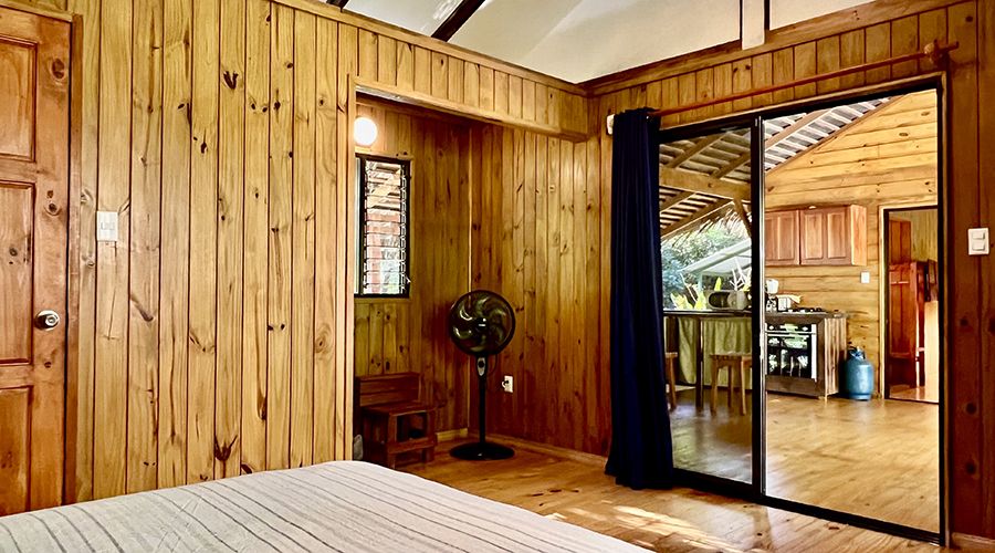  Costa Rica - Puntarenas - Ojochal - Casa Tropical - Intrieur - Chambre 1 - Vue 2