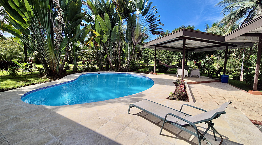 Costa Rica - Ojochal - Hotl La Calle - Extrieur - Piscine - Vue 1