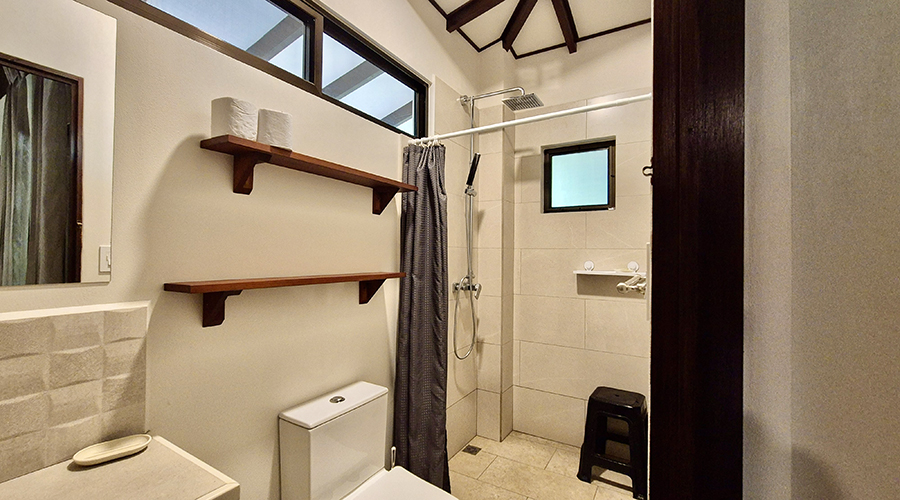 Costa Rica - Ojochal - Hotl La Calle - Intrieur - Rdc - Chambre 1 - Salle De Bain - Vue 1
