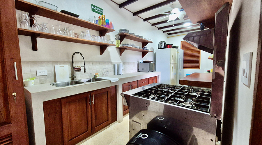 Costa Rica - Ojochal - Hotl La Calle - Intrieur - Rdc - Cuisine - Vue 2