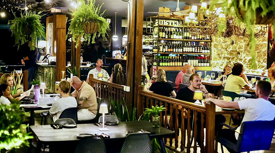 Costa Rica - Puntarenas - Ojochal - Restaurant Gastronomique - Salle - Vue 1