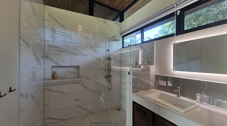 Costa Rica - Ojochal - Casa Transparencia - Intrieur - Villa 1 - Chambre 2 - Salle de bain - Vue 2